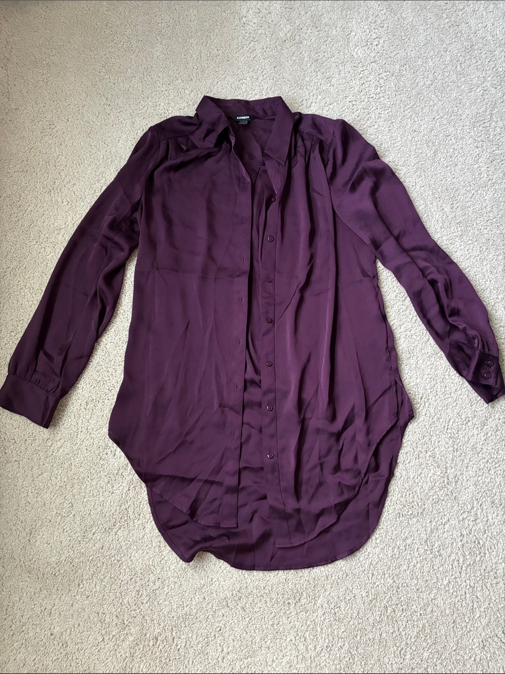 Express size M Longline Button-Up Blouse in Deep Plum
